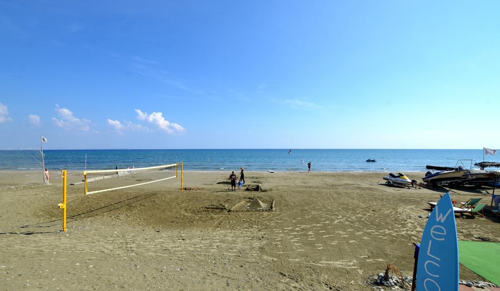 Mackenzie Blu Beach Studio Ларнака Екстер'єр фото