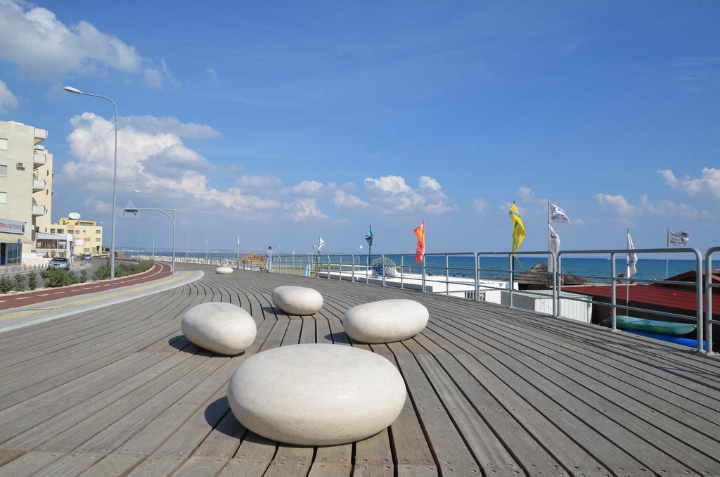Mackenzie Blu Beach Studio Ларнака Екстер'єр фото